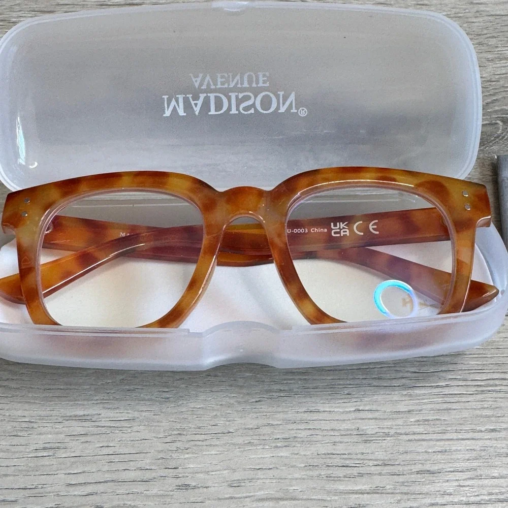 Madison Avenue Blue‎ Light Blocking Glasses Tortoise Square OG 25PL8822B Orange
